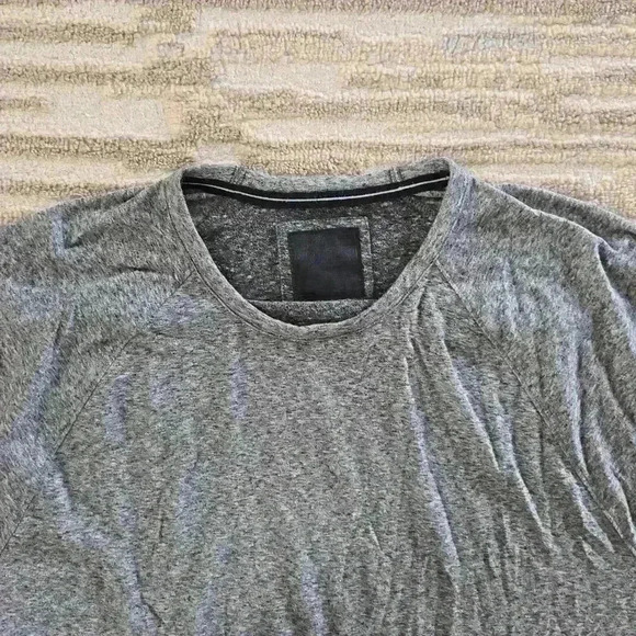 Grey Tee - Picture 4 of 5